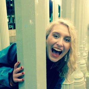 Meet your Posher, Olivia